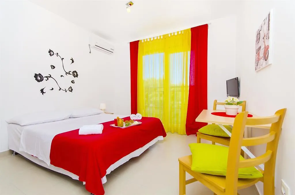 Apartments Pava