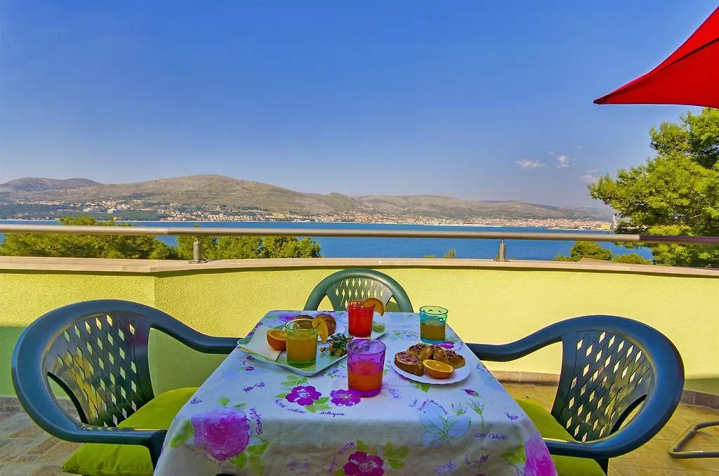 Apartments Pava 0*, Donji Okrug (Ciovo)